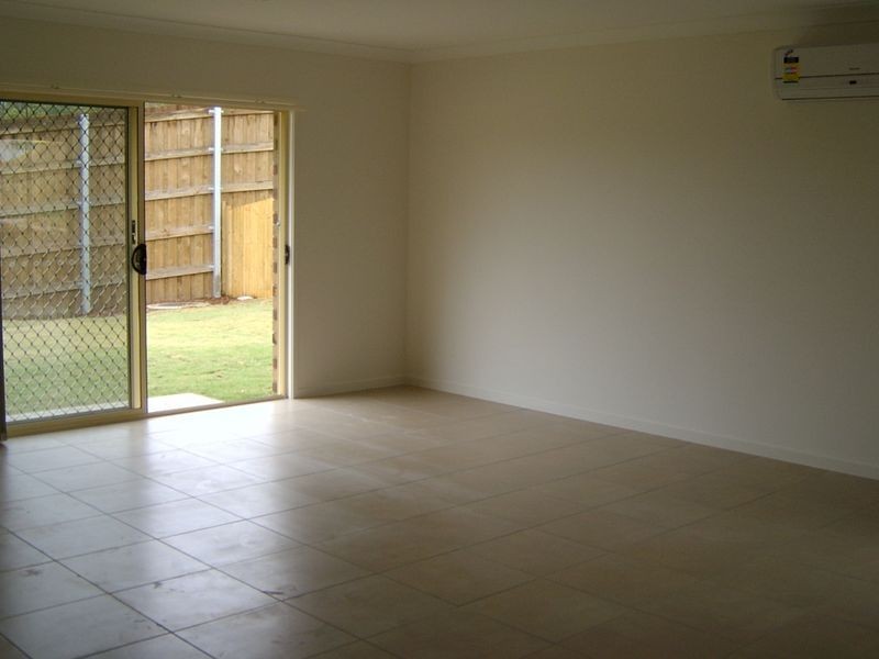 31 Cottonwood Crescent, Springfield Lakes QLD 4300