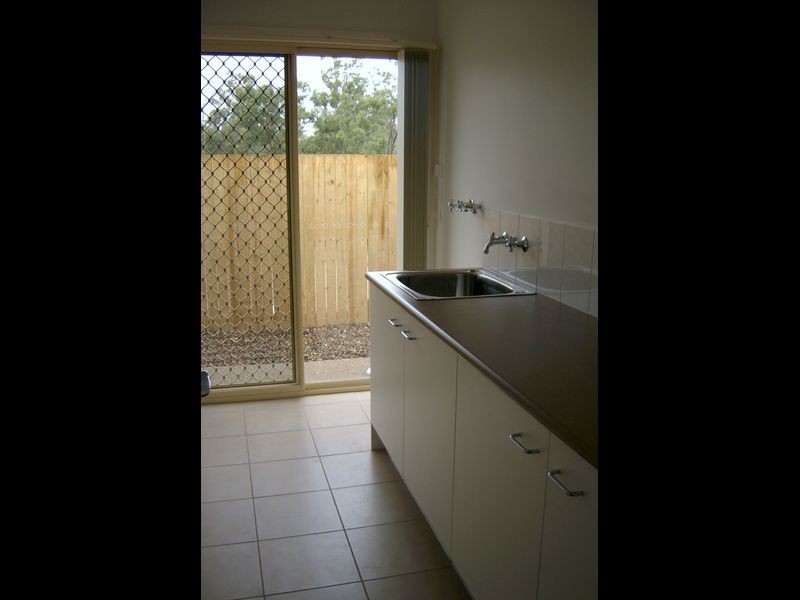 31 Cottonwood Crescent, Springfield Lakes QLD 4300