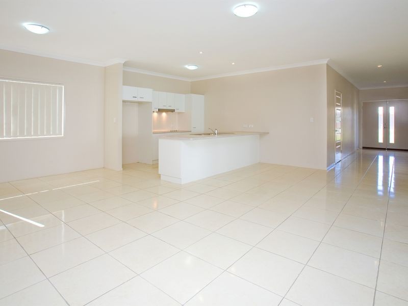 24 The Promenade, Springfield Lakes QLD 4300