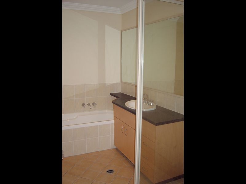 12/22 High Street, Forest Lake QLD 4078