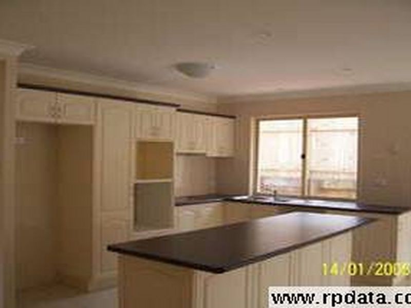 7 Swallowtail Crescent, Springfield Lakes QLD 4300