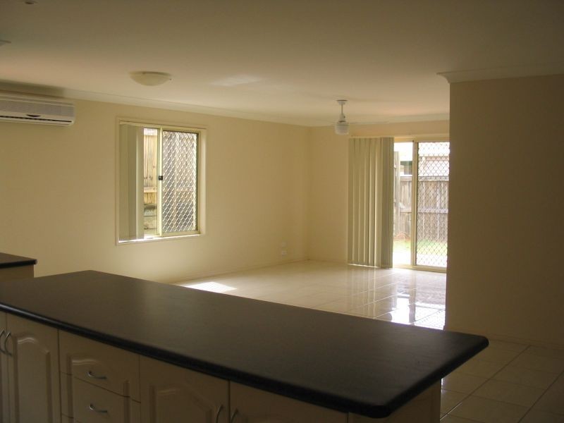 7 Swallowtail Crescent, Springfield Lakes QLD 4300