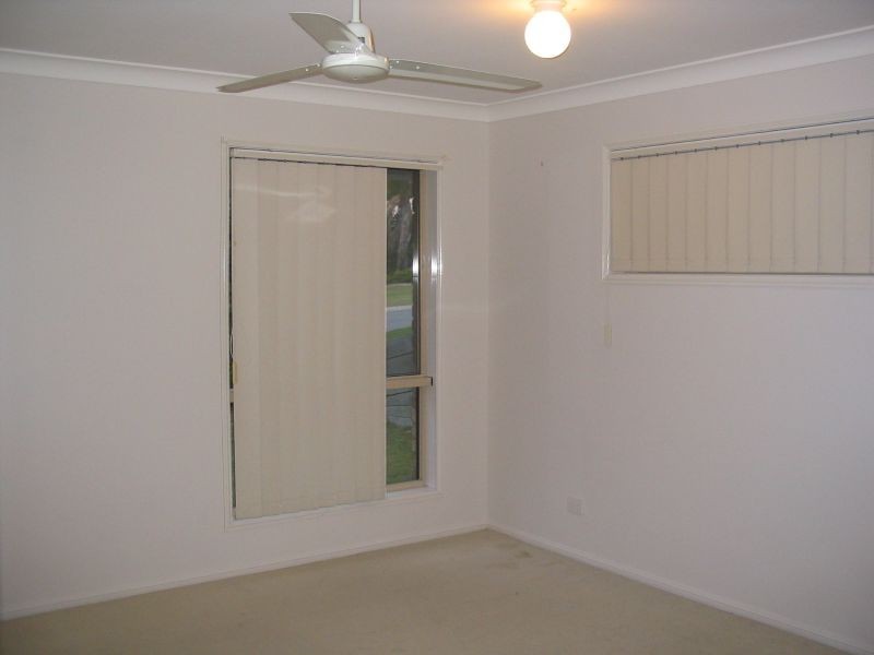 10 Meadowwood Crescent, Springfield QLD 4300