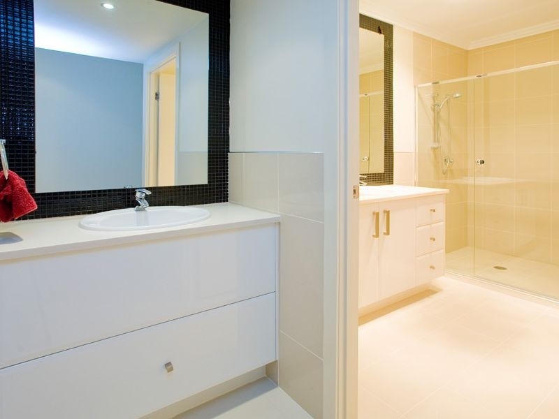 125 Birchwood Crescent, Brookwater QLD 4300