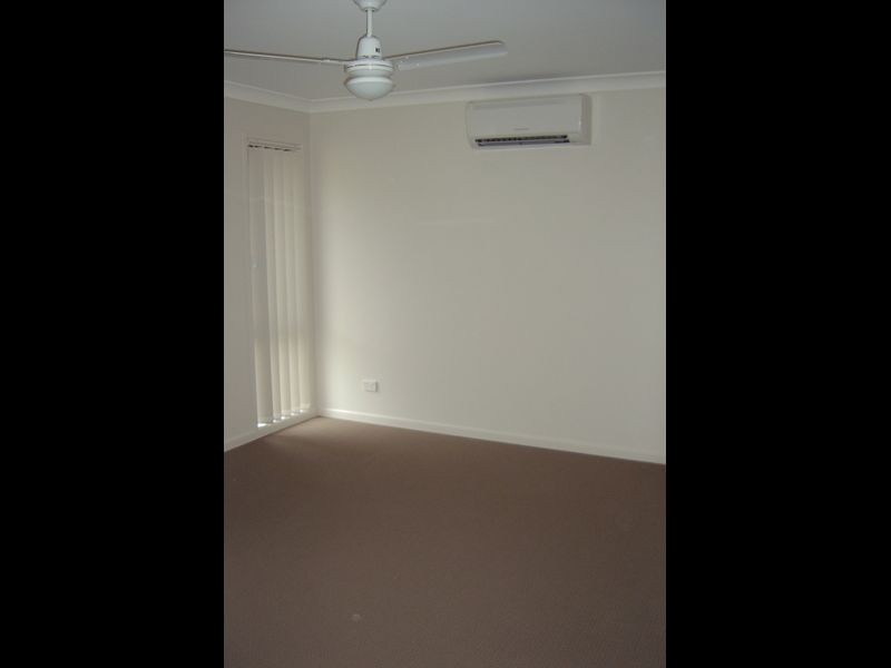 9 Trinity Crescent, Bellbird Park QLD 4300