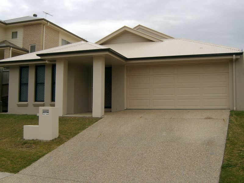 24 Shallow Bay Drive, Springfield Lakes QLD 4300