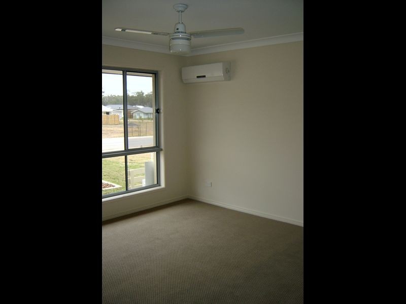 3 Maria Place, Bellbird Park QLD 4300