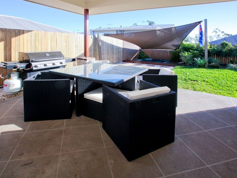 14 Barrington Street, Springfield Lakes QLD 4300