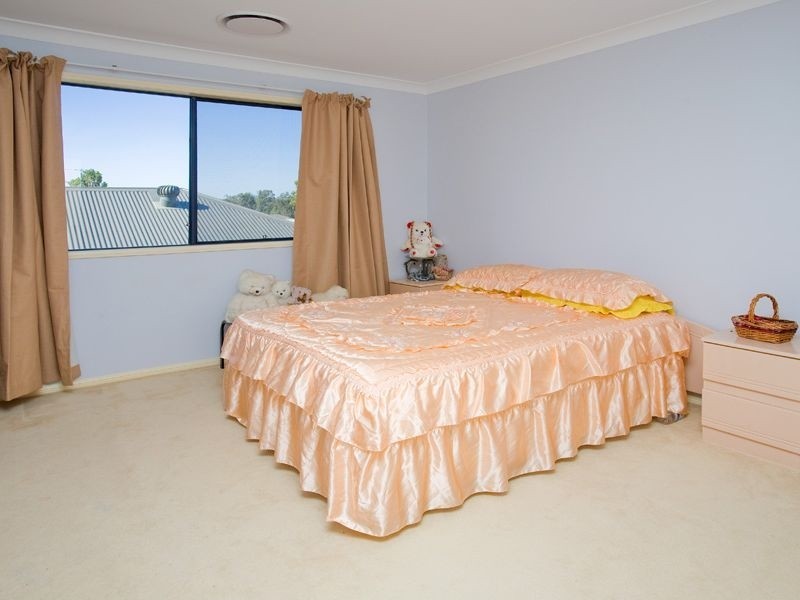 26 Jupiter Street, Springfield Lakes QLD 4300
