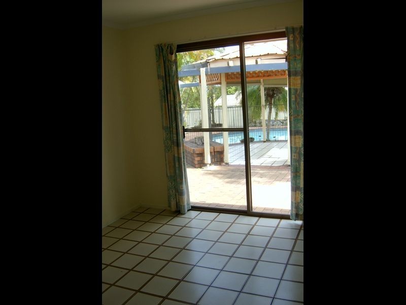 26 Steven Street, Camira QLD 4300