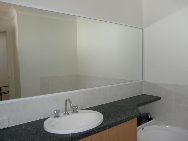 19 Amadeus Cct, Springfield Lakes QLD 4300