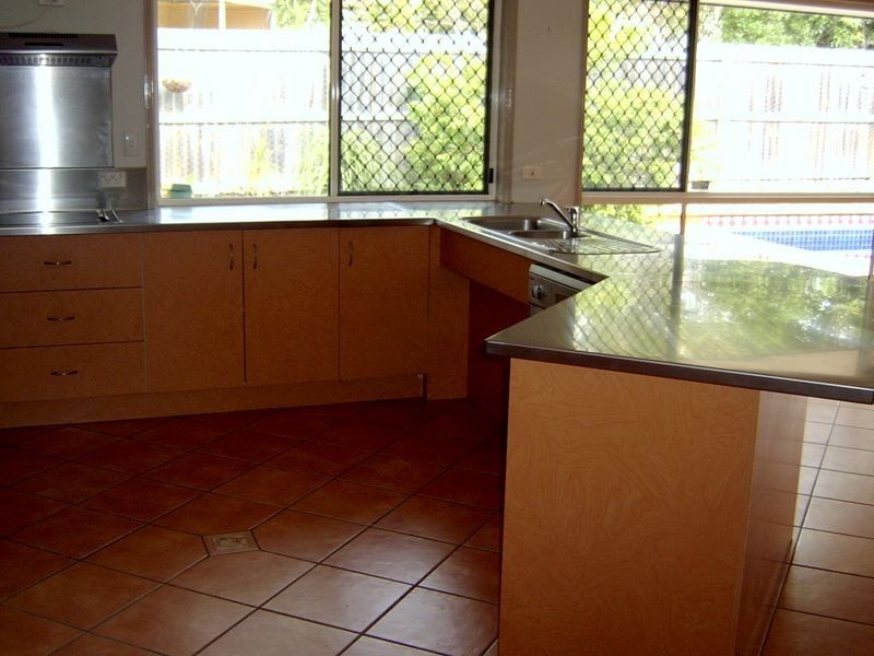 9 St Maurice Court, Springfield QLD 4300
