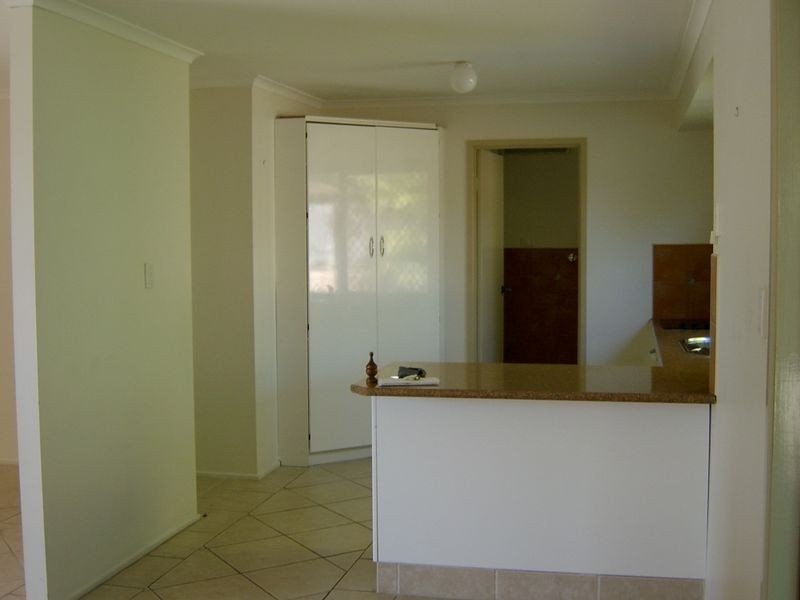 4 Crestwood Drive, Camira QLD 4300