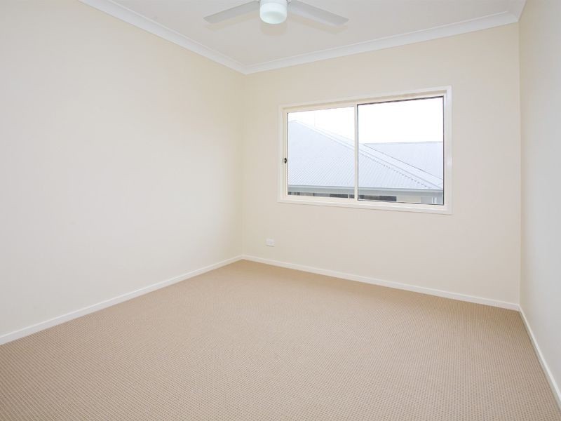 16 Wharf Court, Springfield Lakes QLD 4300