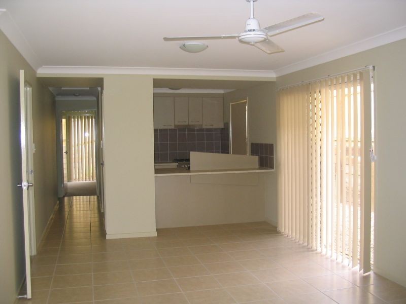 9 Skyline Avenue, Springfield Lakes QLD 4300