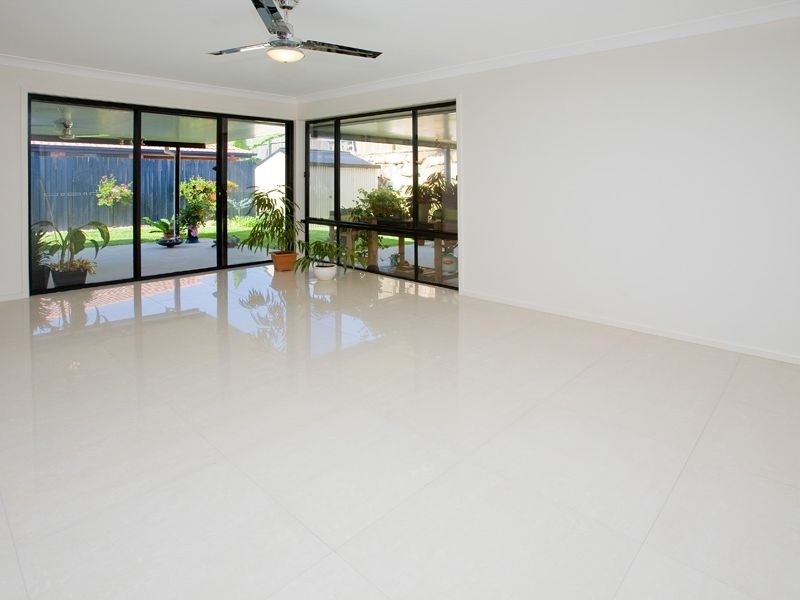 21 Parkside Drive, Springfield QLD 4300