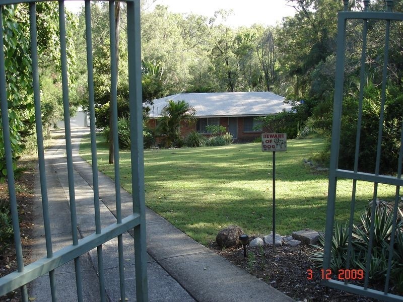 18 Hallett Avenue, Camira QLD 4300
