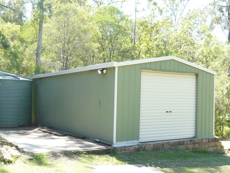18 Hallett Avenue, Camira QLD 4300