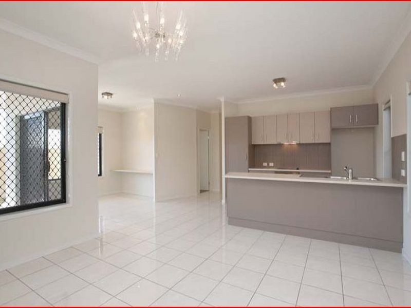 11 Grand Canyon Drive, Springfield Lakes QLD 4300