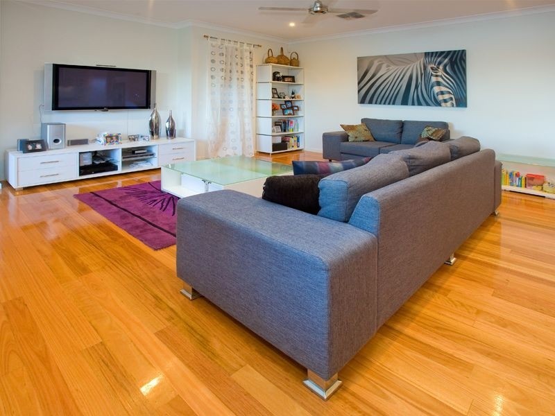 3 Santorini Place, Forest Lake QLD 4078