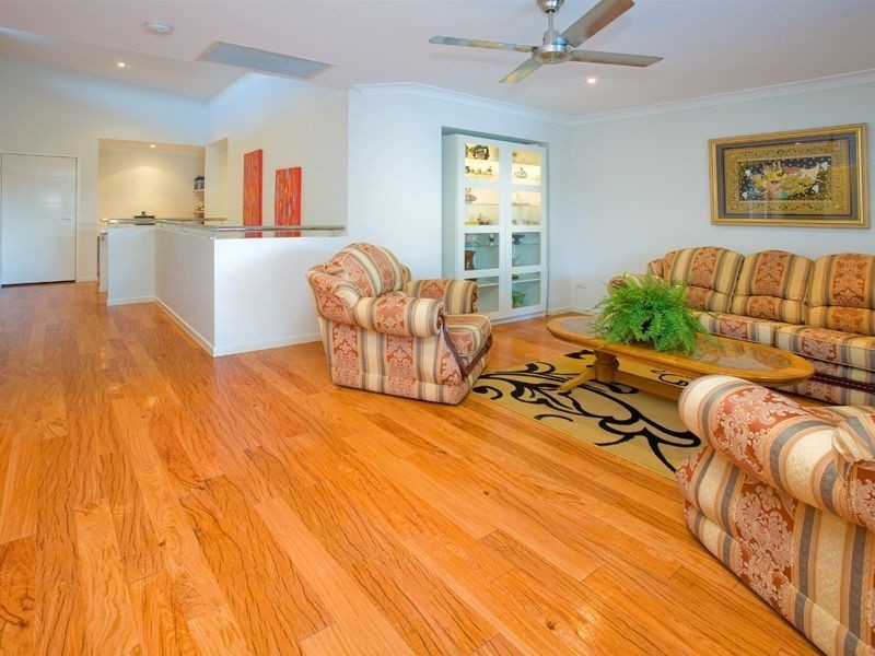 3 Santorini Place, Forest Lake QLD 4078