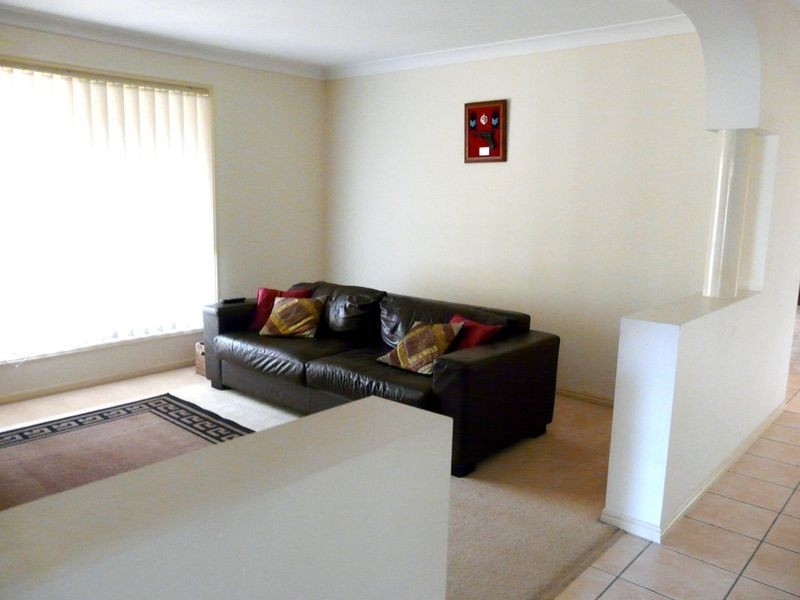 10 Grevillea Place, Forest Lake QLD 4078