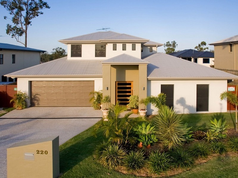 220 LAKESIDE AV, Springfield Lakes QLD 4300