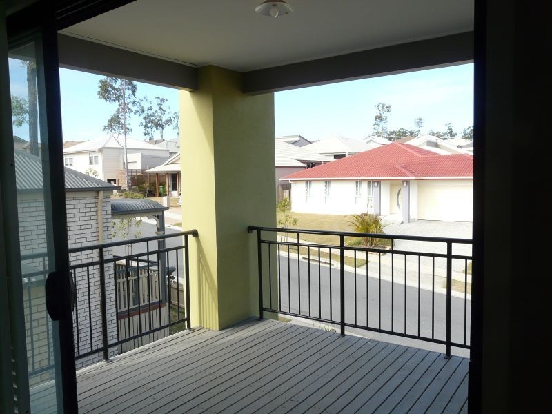 18 Glen Echo Street, Springfield Lakes QLD 4300