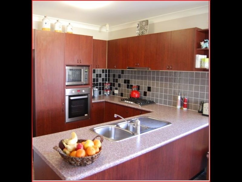 6 Birdwing Ct, Springfield Lakes QLD 4300