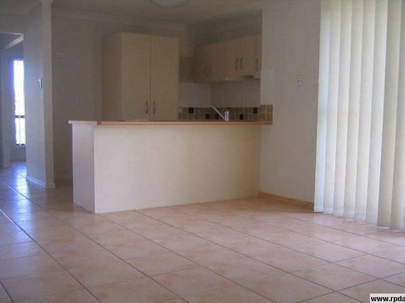 118 Anna Drive, Raceview QLD 4305