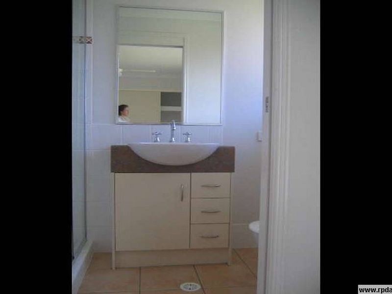 118 Anna Drive, Raceview QLD 4305