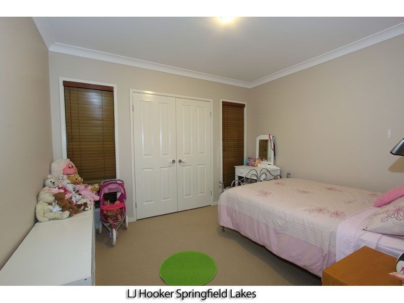 11 Scoparia Drive, Brookwater QLD 4300