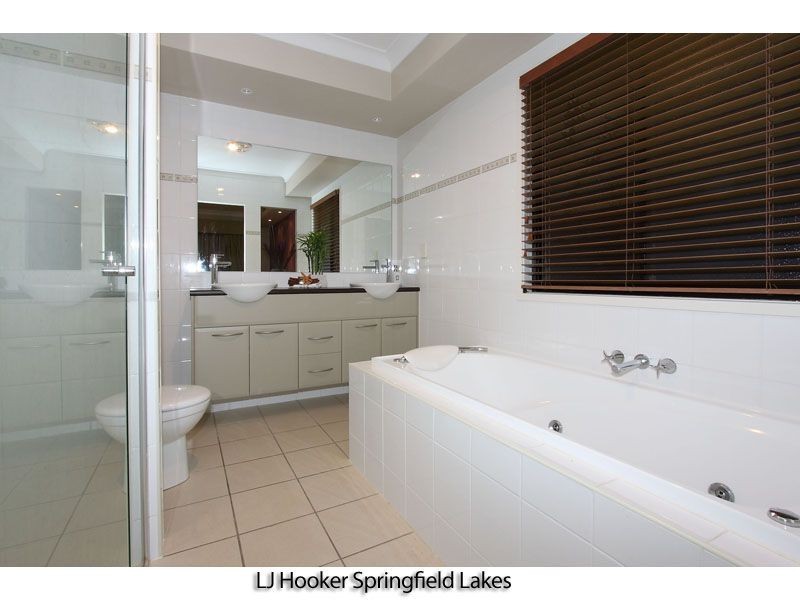 11 Scoparia Drive, Brookwater QLD 4300