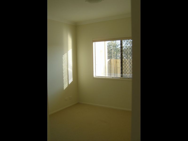 3 Rose Avenue, Springfield Lakes QLD 4300