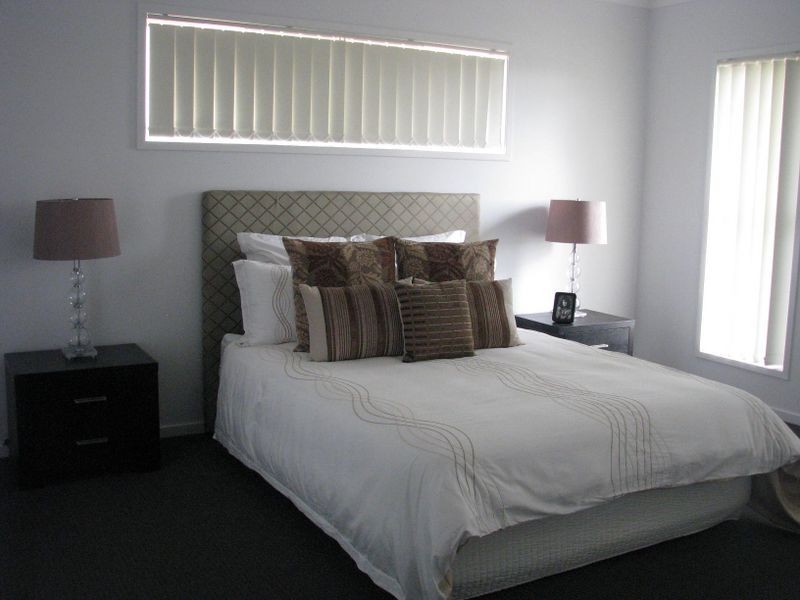 72 Park Edge Drive, Springfield Lakes QLD 4300