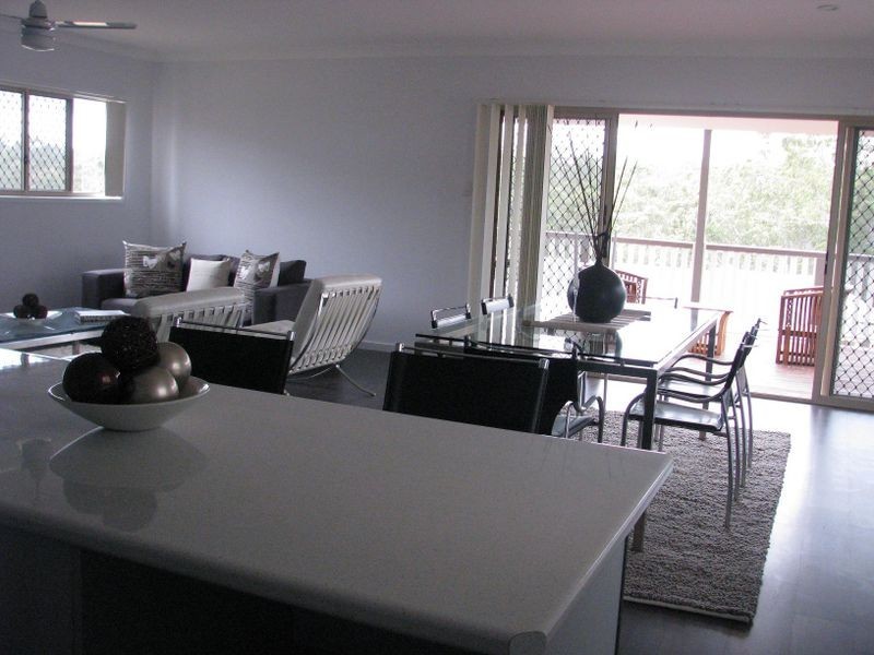 72 Park Edge Drive, Springfield Lakes QLD 4300