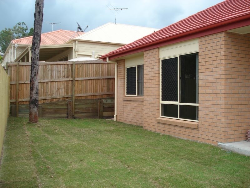 47 Riverside Crescent, Springfield Lakes QLD 4300