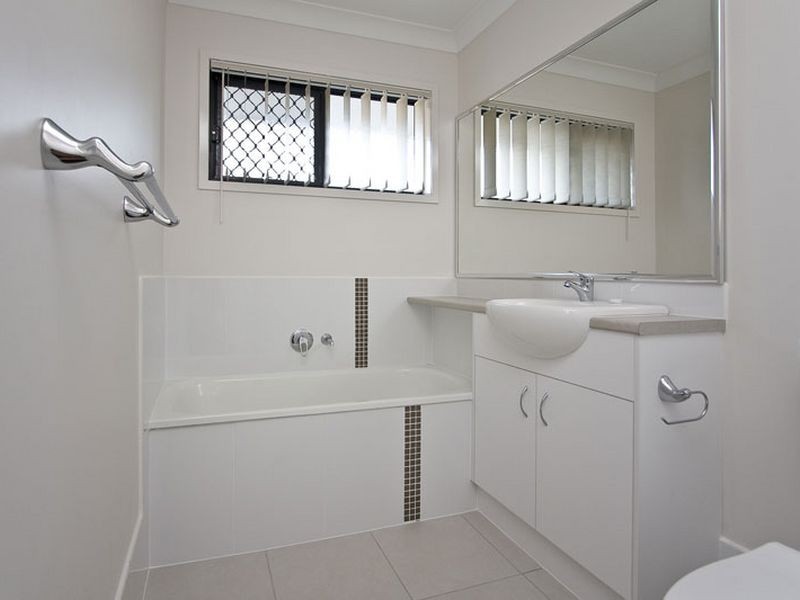 130 Rockfield Road, Doolandella QLD 4077