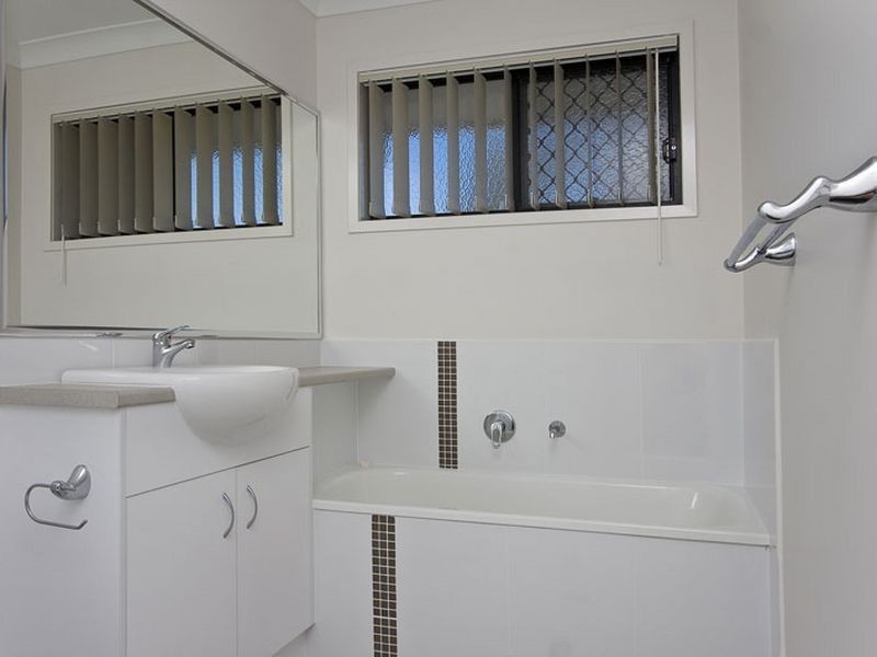 130 Rockfield Road, Doolandella QLD 4077