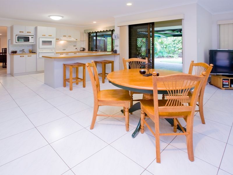 52 Wilson Drive, Camira QLD 4300