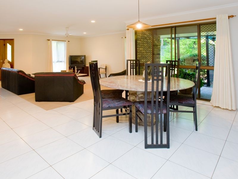 52 Wilson Drive, Camira QLD 4300