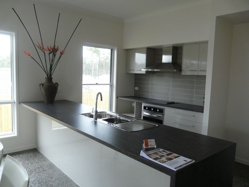 12 Dillon Avenue, Bellbird Park QLD 4300