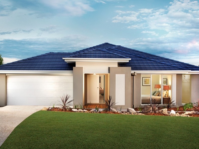 8 Roach Street, Redbank Plains QLD 4301