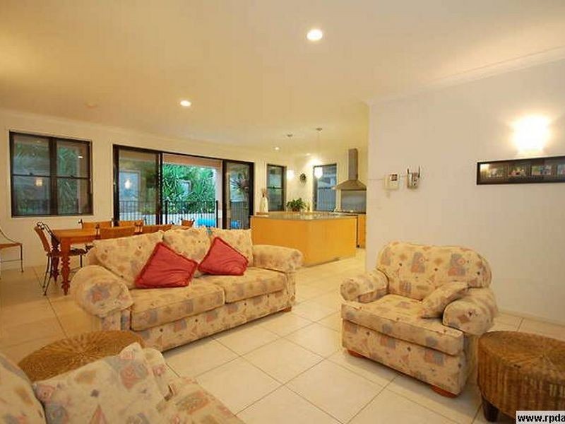 2/53 Paragon Street, Yeronga QLD 4104