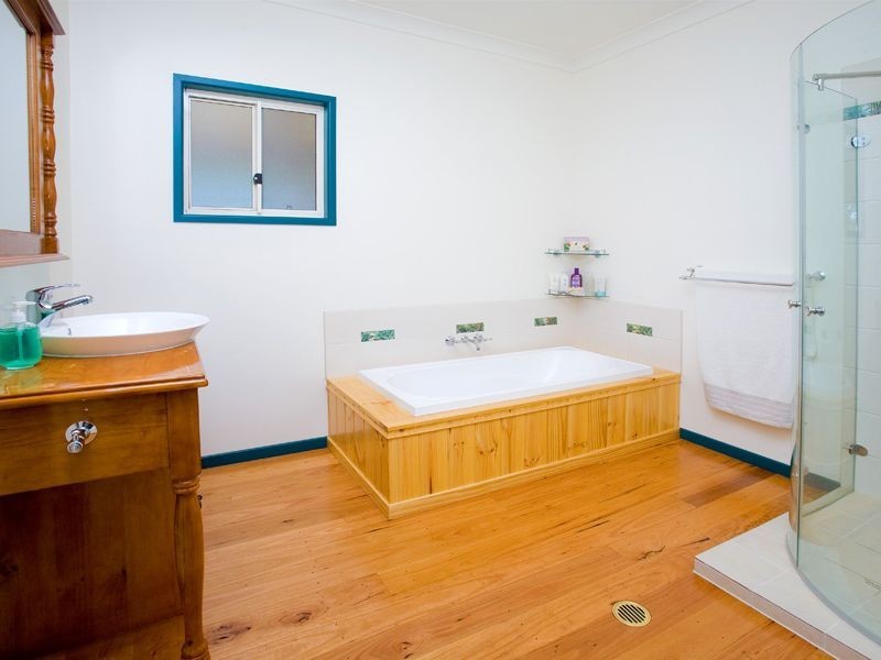 16 Cheviot Street, Greenbank QLD 4124