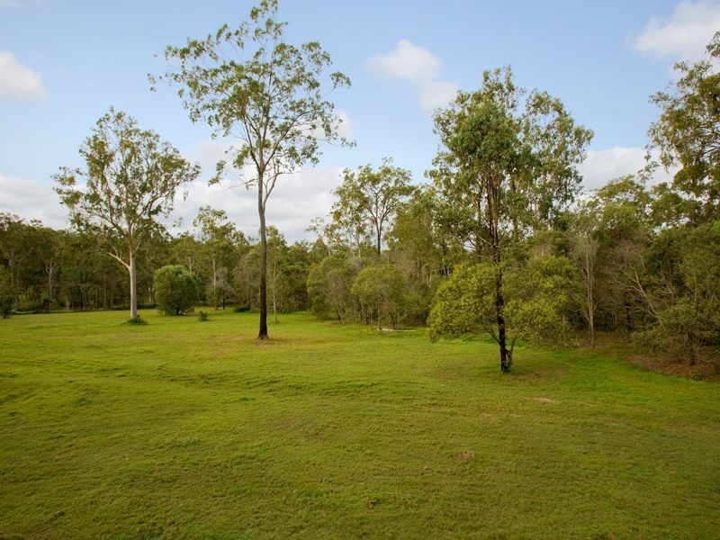 88 Cheviot Road, Greenbank QLD 4124