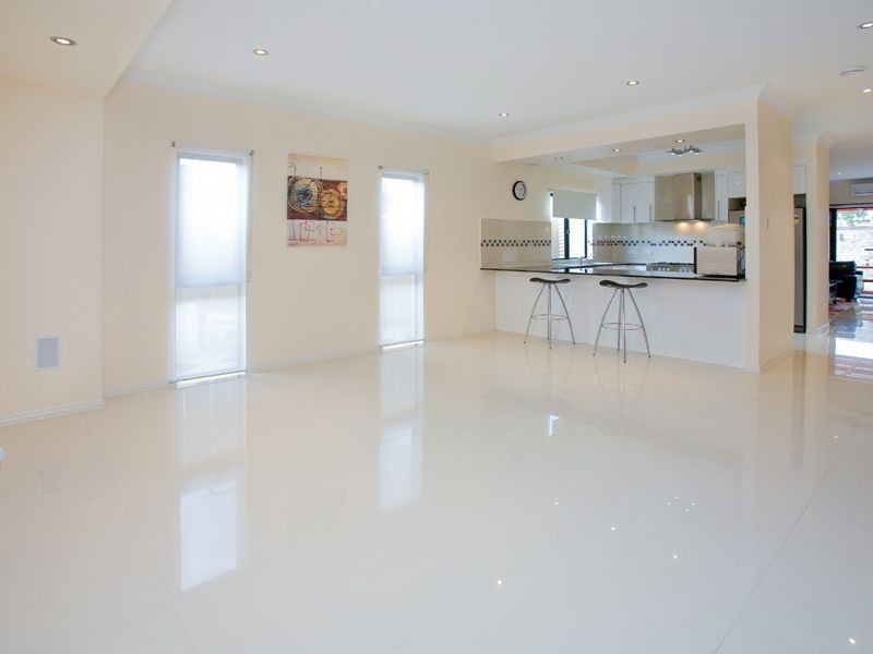 17 Cascades Street, Springfield Lakes QLD 4300