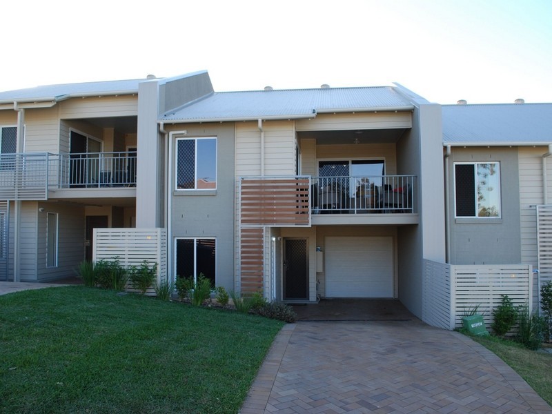 13 Riverside Crescent, Springfield Lakes QLD 4300
