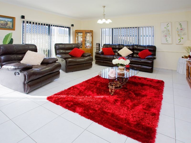 7 Eclipse Court, Springfield Lakes QLD 4300