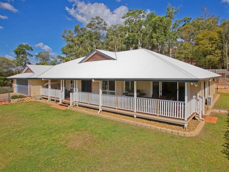 10 Billabong Place, Springfield QLD 4300